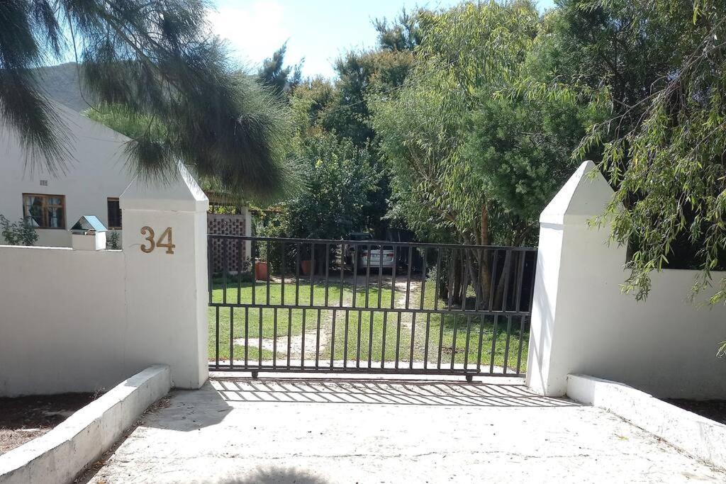 34 Steyn Street, Barrydale Apartment Luaran gambar